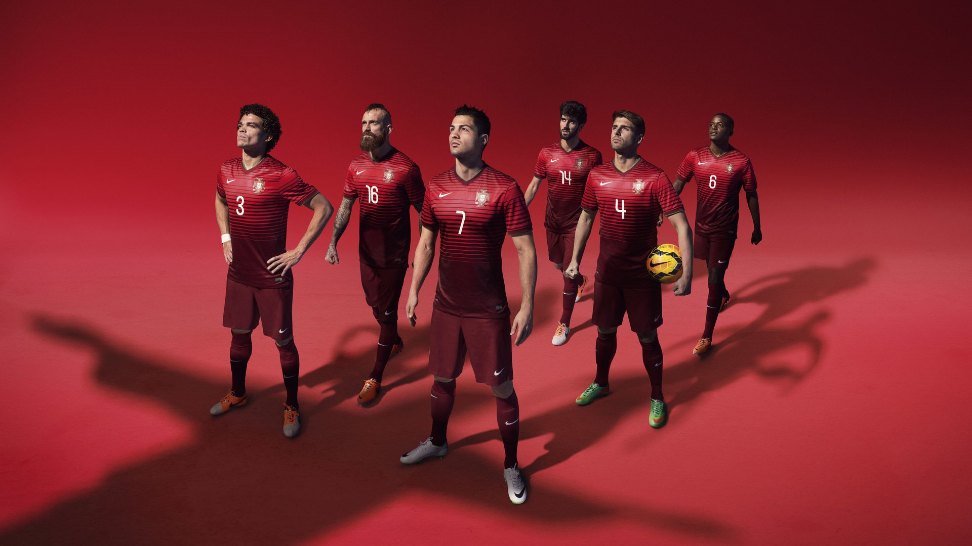 国际足联2026世界杯-双星辉映，Uzi绝杀二十连斩